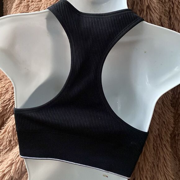 Calvin Klein performance Padded Sports Bra Black Medium - Picture 2 of 6